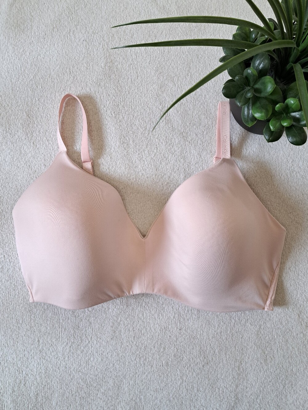 Calvin Klein Wirefree Bra Womens Size XL Microfibre Pink Soft Lounge Feminine